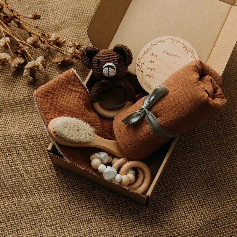 Baby Double Sided Cotton Blanket Newborn Bath Set Gifts Box Wooden Crochet Rattle Brushs Bracelet Towel For Baby Shower Gift